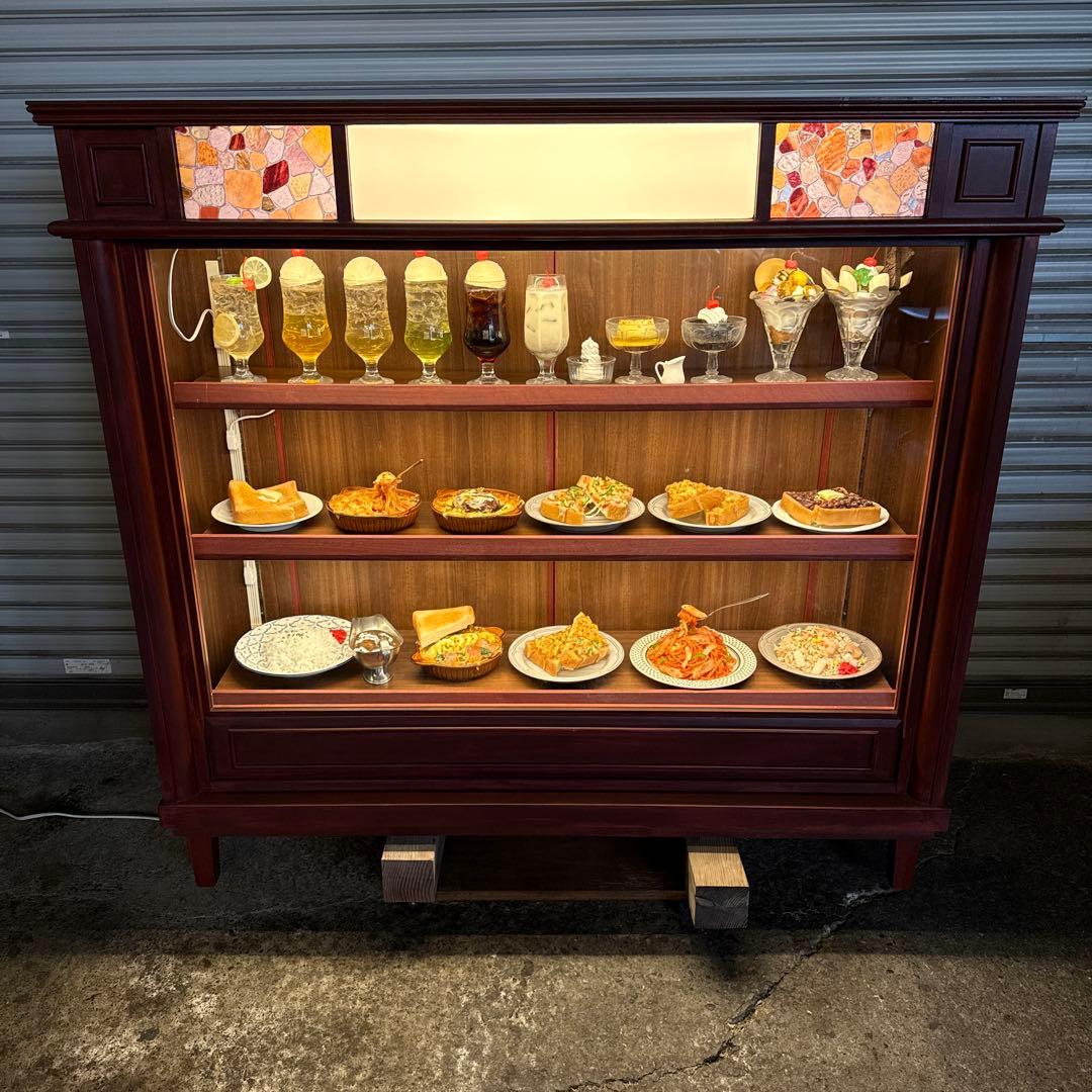 洋食店メニュー商品ケース　　 (実物大)食品サンプルセット￼