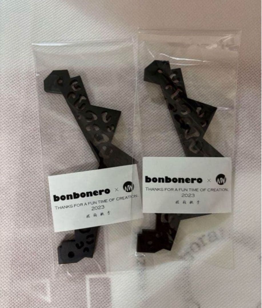 ボンボネロ× nowellcamp カスタムフィン ブラック