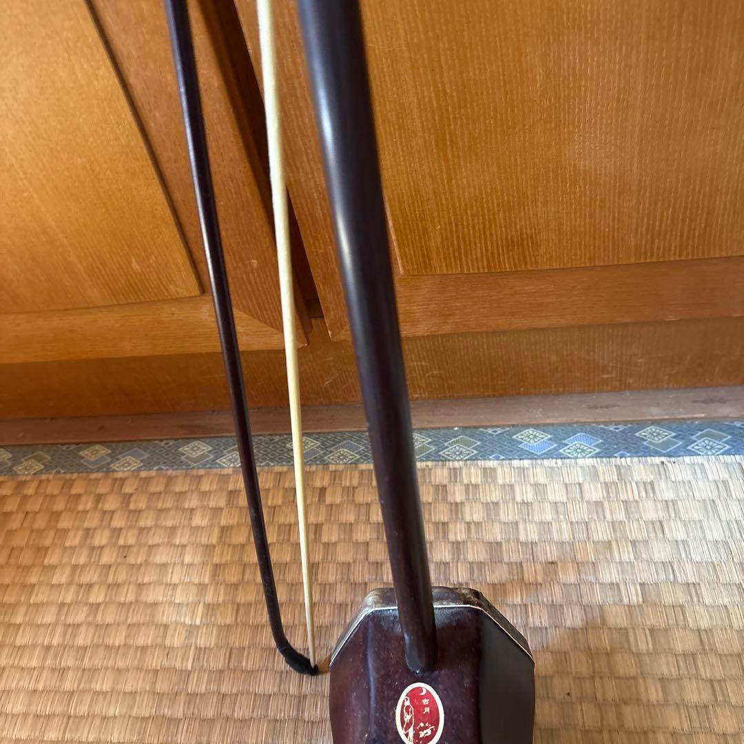 二胡 敦煌牌 上海民族楽器 胡弓 南胡 弦楽器 ハードケース付 中国