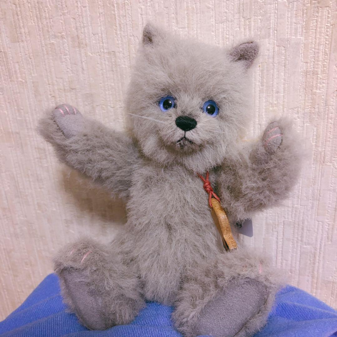 チャーリーベアーズ・猫ぬいぐるみ・テディベア