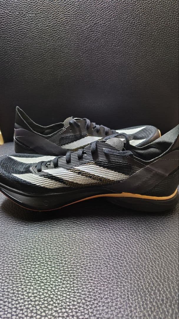 希少美品 アディダス アバンチadidas avantiスパイク 23.5