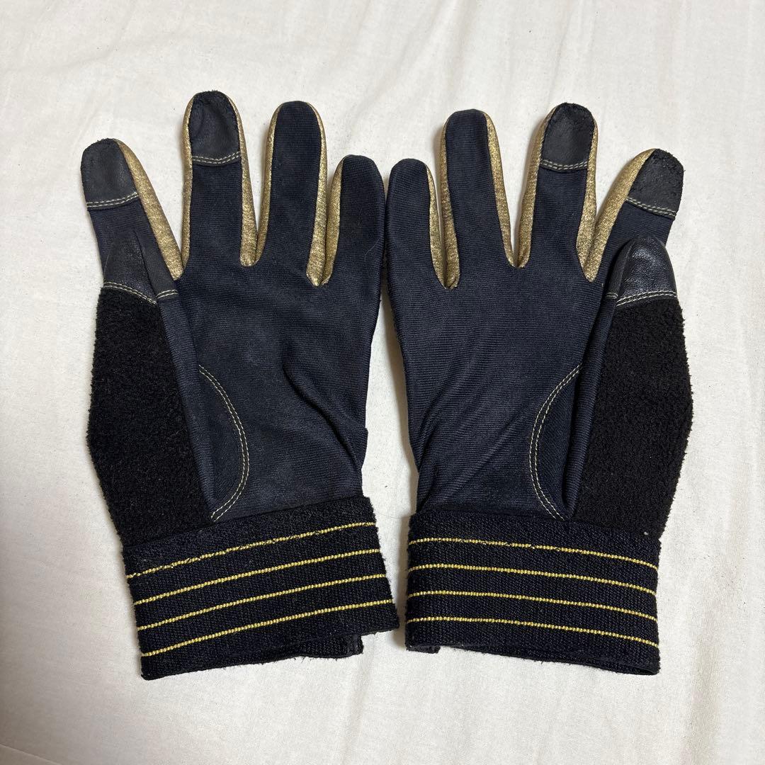 ミズノバッティンググローブ　工藤監督刺繍サイン入り