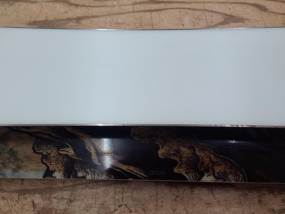 115 JONES MOUNTAIN SKATE 板 24-25