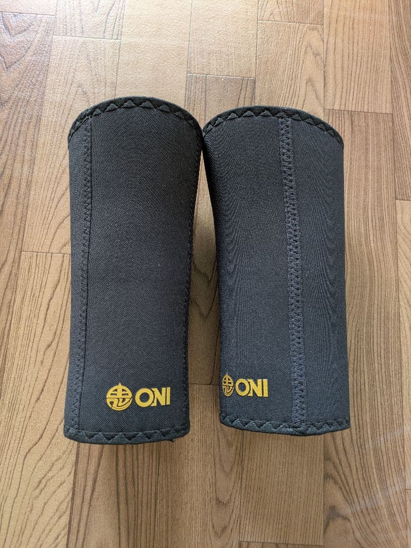 ONI ニースリーブPRO IPF公認 膝サポーター 鬼プロ　A級品 （M）