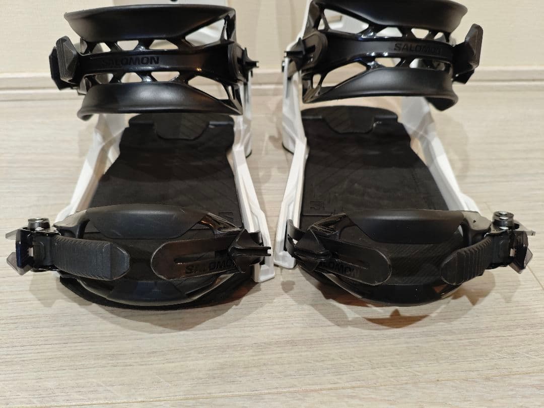 SALOMON RHYTHM Mスノーボードバインディング　ビンディング