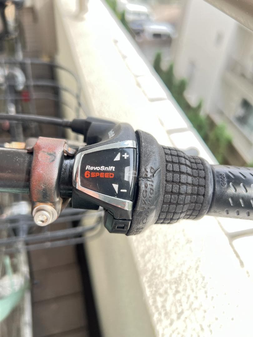 Apaschアパッシュ アーバンクルーザー２７インチシマノ外装６段変速 引取専用