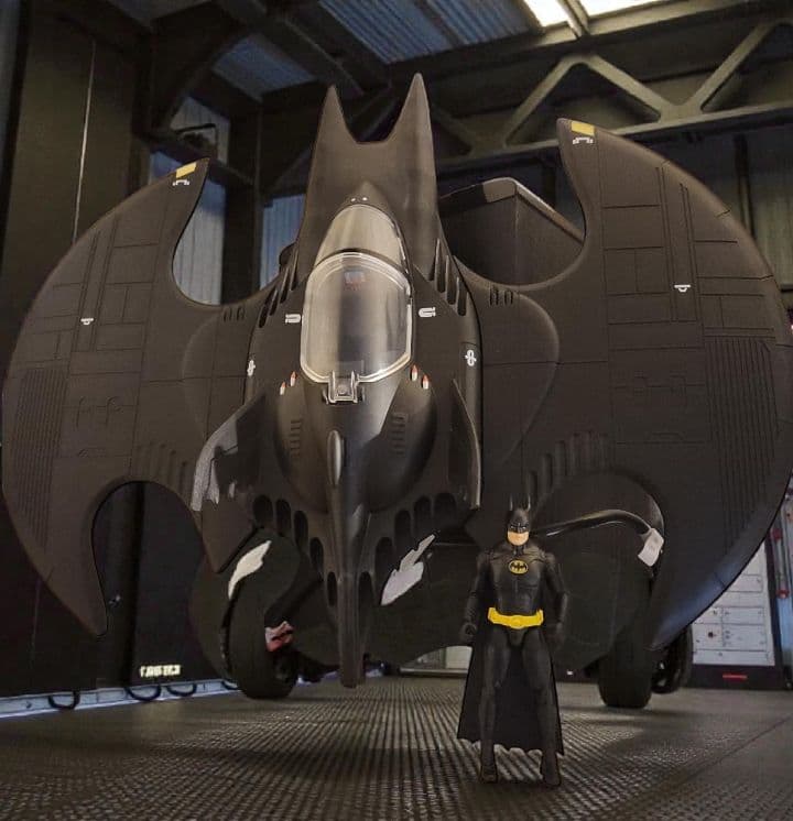 ★未使用 バットウィング アクション フィギュア付 4inc バットマン