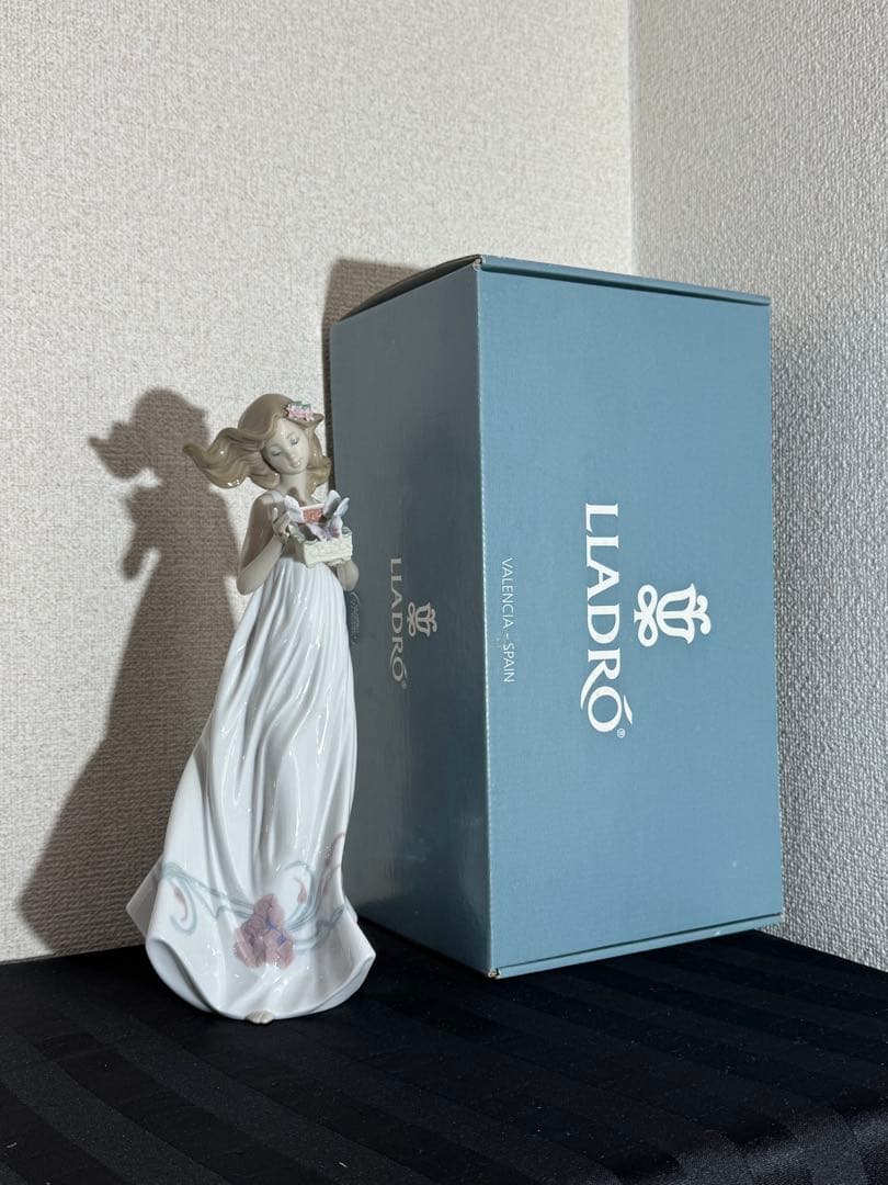 リヤドロ　私の宝物　0100677