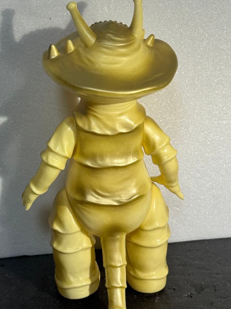 ブルマァク　怪獣シリーズ　カネゴン　復刻版　ウルトラQ ソフビ