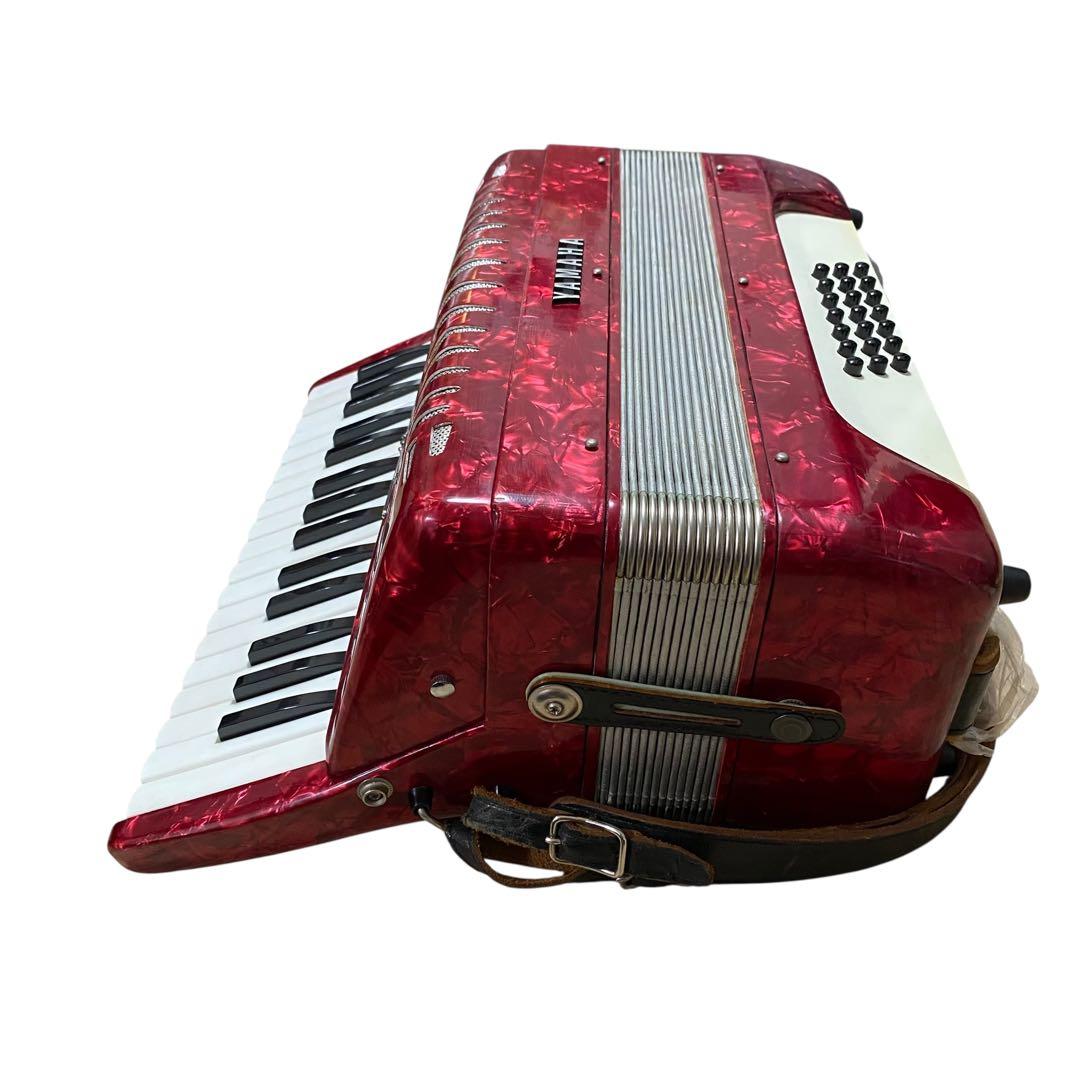 【良品】YAMAHA アコーディオン YA-18 ハードケース付　30鍵盤
