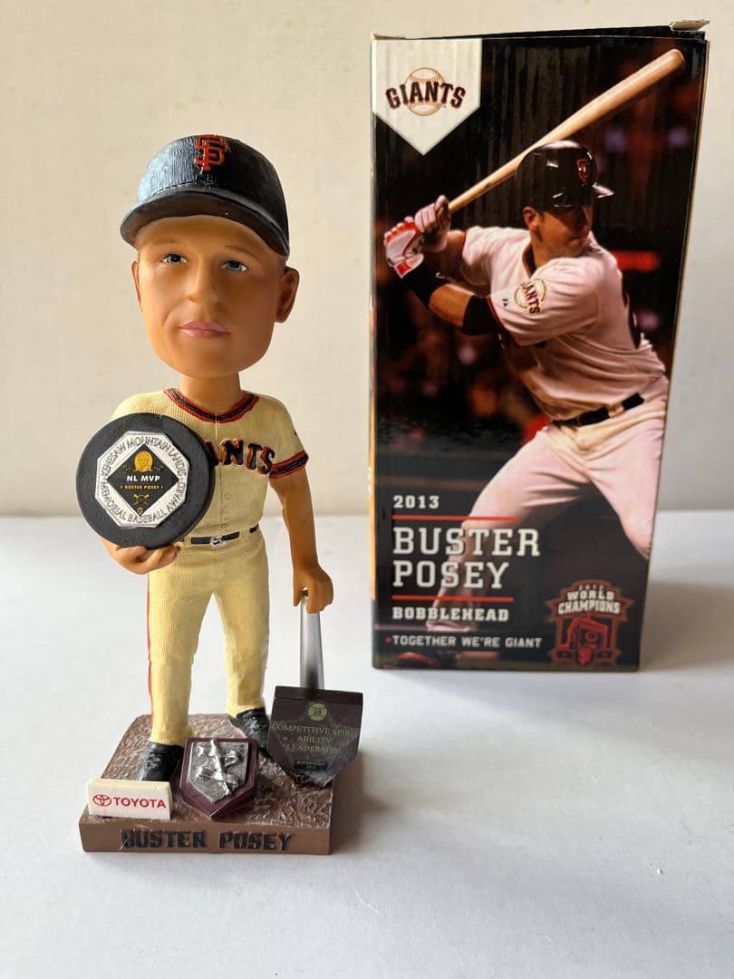 SF ジャイアンツ　2013 年　球場配布 バスター・ポージー　ボブルヘッド