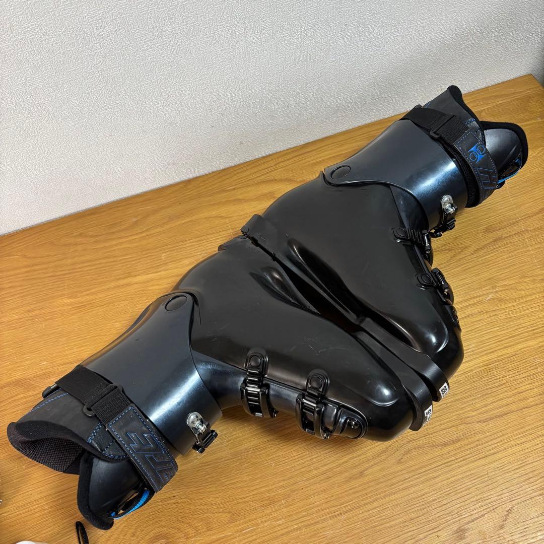 新品　 軽量　未使用　hart メンズ　スキーブーツ28-28.5cm