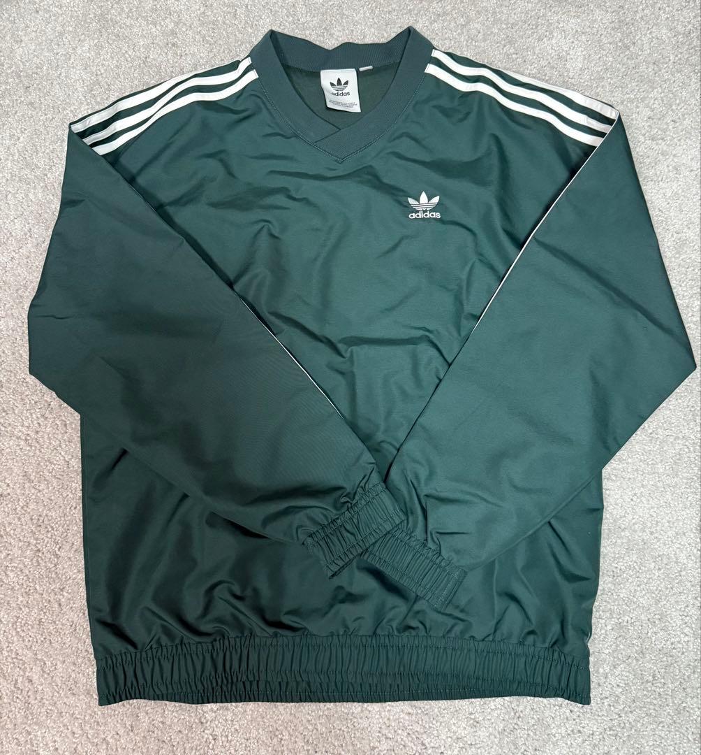 adidasウインドブレーカー Ｌ