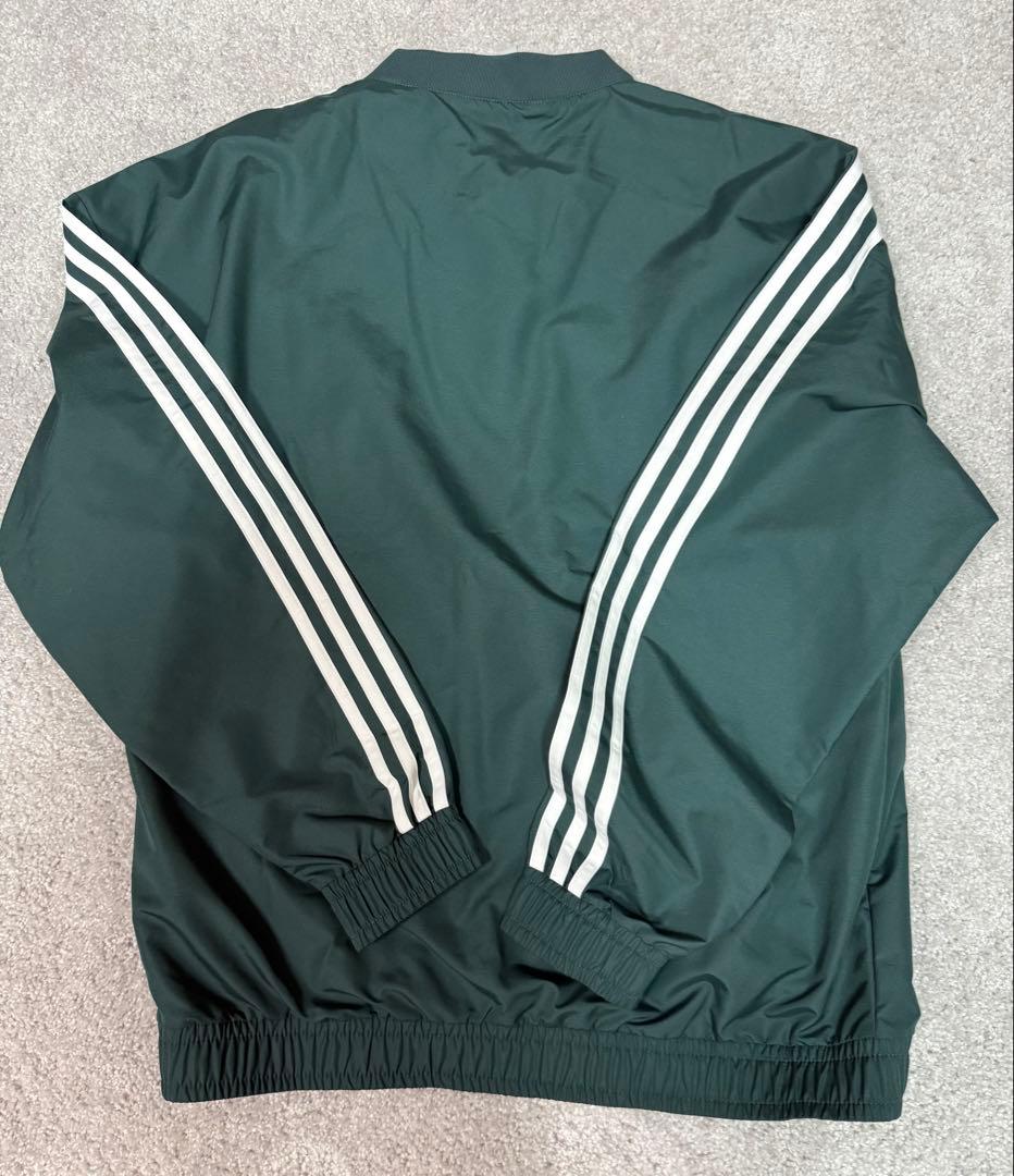 adidasウインドブレーカー Ｌ