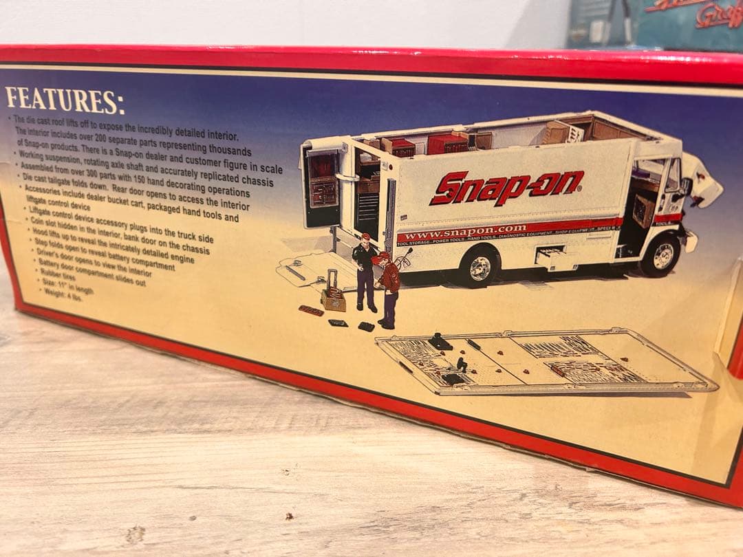 Snapon MT-55 1:32 FREIGHTLINERトラックスナップオン