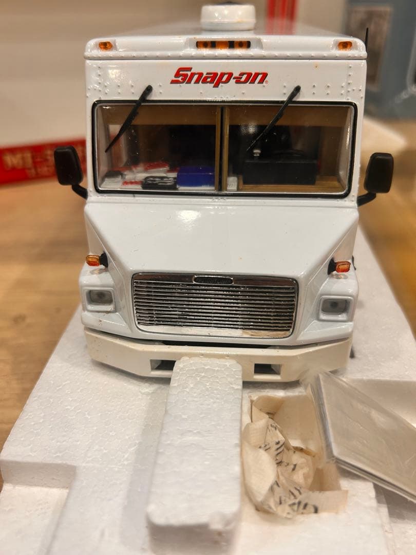 Snapon MT-55 1:32 FREIGHTLINERトラックスナップオン
