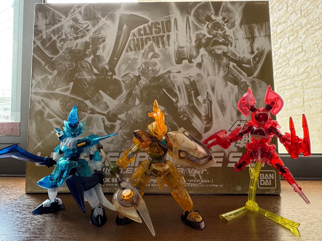 《メルカリ市限定価格》ダンボール戦機 LBX特殊モードセット(リミテッドクリア)