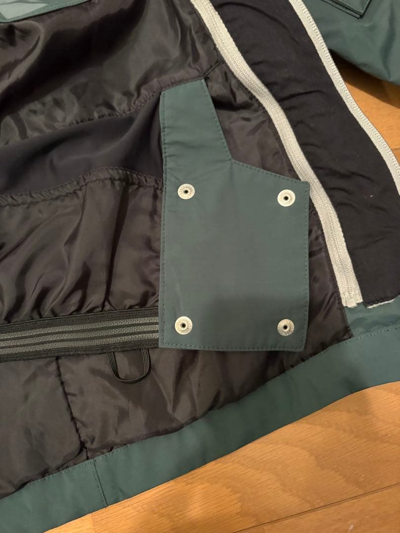 ダブルエーハードウェア上下セット　スノボウェア【美品】コーチジャケット