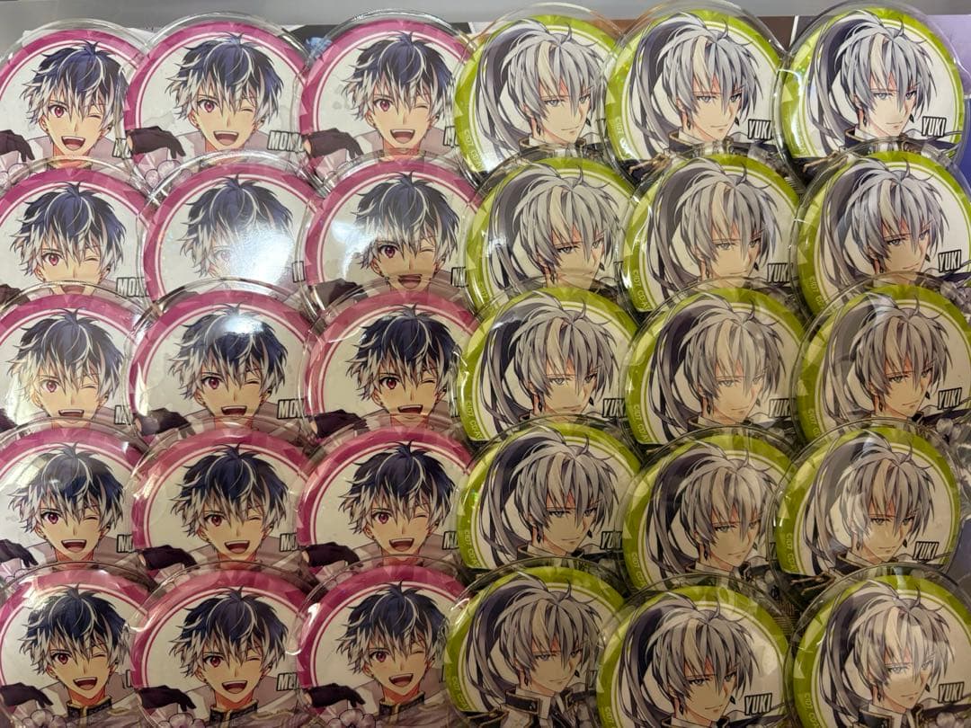 アイドリッシュセブン 百 千 ブラホワ　缶バッジ　Re:vale アイナナ