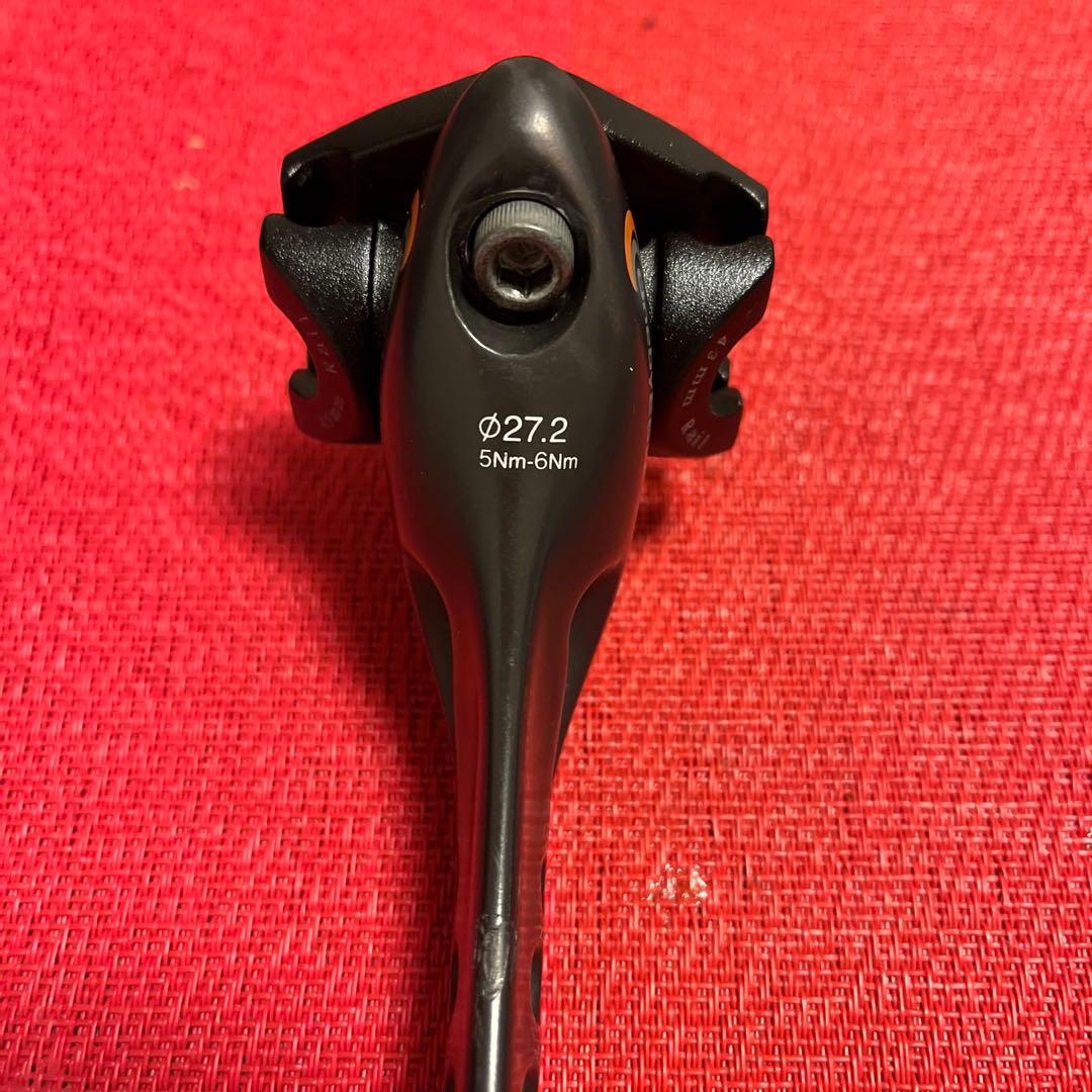 OnebyESU マガタマ カーボンシートポスト 27.2mm 260mm