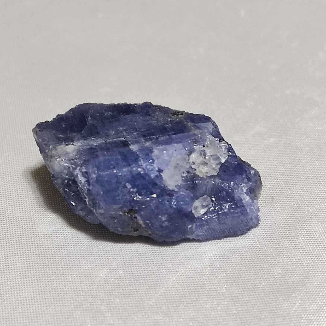 希少！　パワーストーン　天然石　原石　タンザナイト　11g　No.651