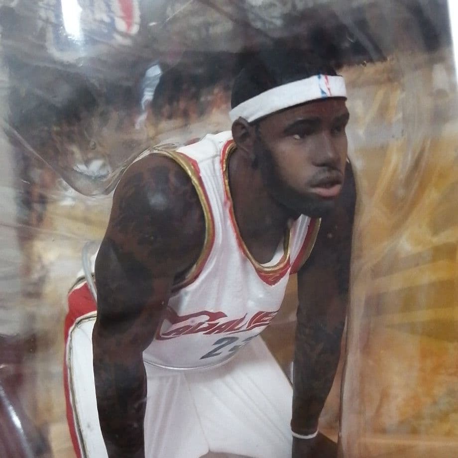 マクファーレン　レブロン・ジェイムス