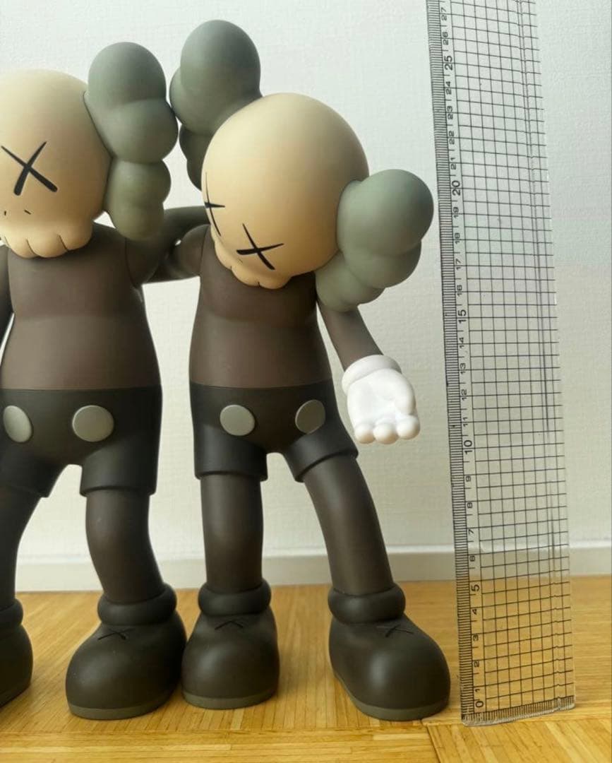 Kaws フィギュア 2体約30cm メディコムトイ　カウズ　companion
