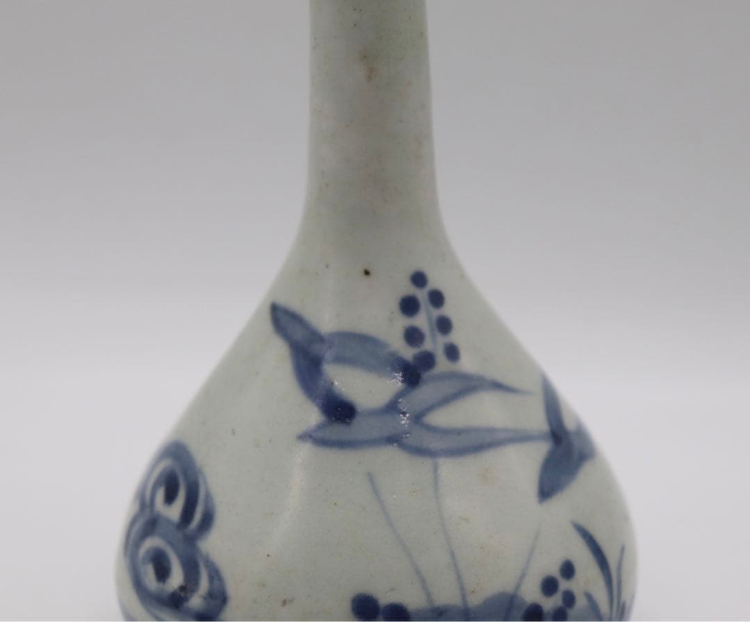 染付長頸瓶　　アンティーク　送料込み0206