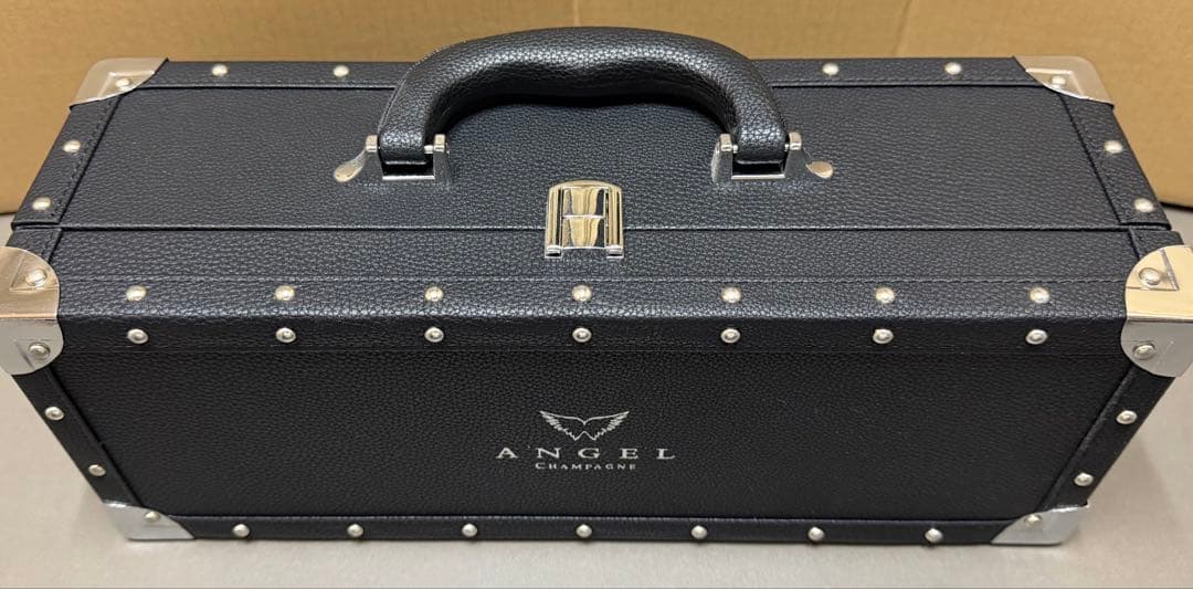 エンジェルシャンパン ブラック 750ml 箱付き①