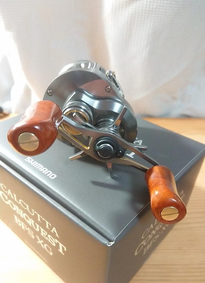 新品未使用　シマノ 23カルカッタコンクエスト BFS XG 右　夢屋花梨ノブ