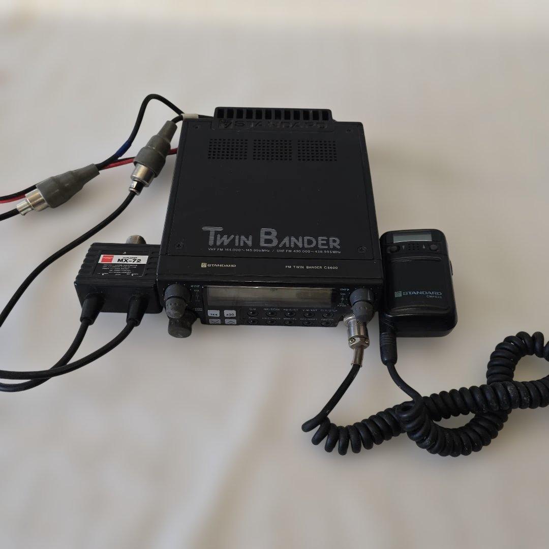受信機 STANDARD FM Twin Bander C5600