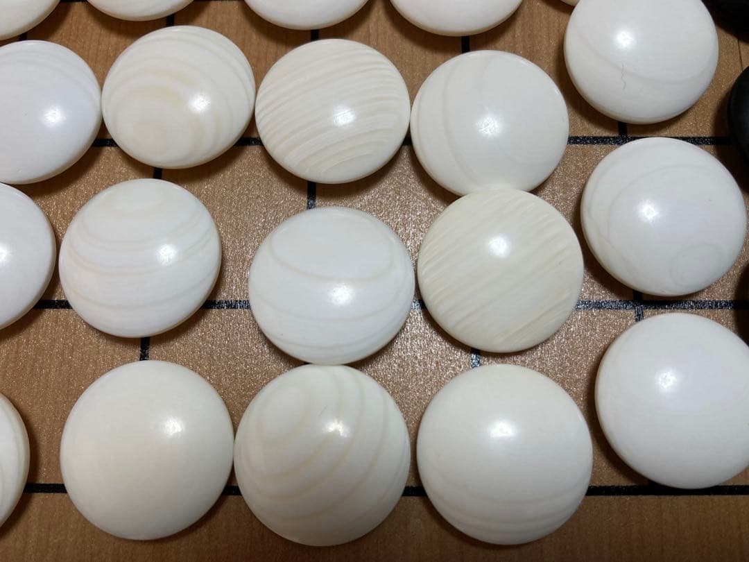 【囲碁】日向特性蛤碁石・那智黒石３２号・３１号2セット