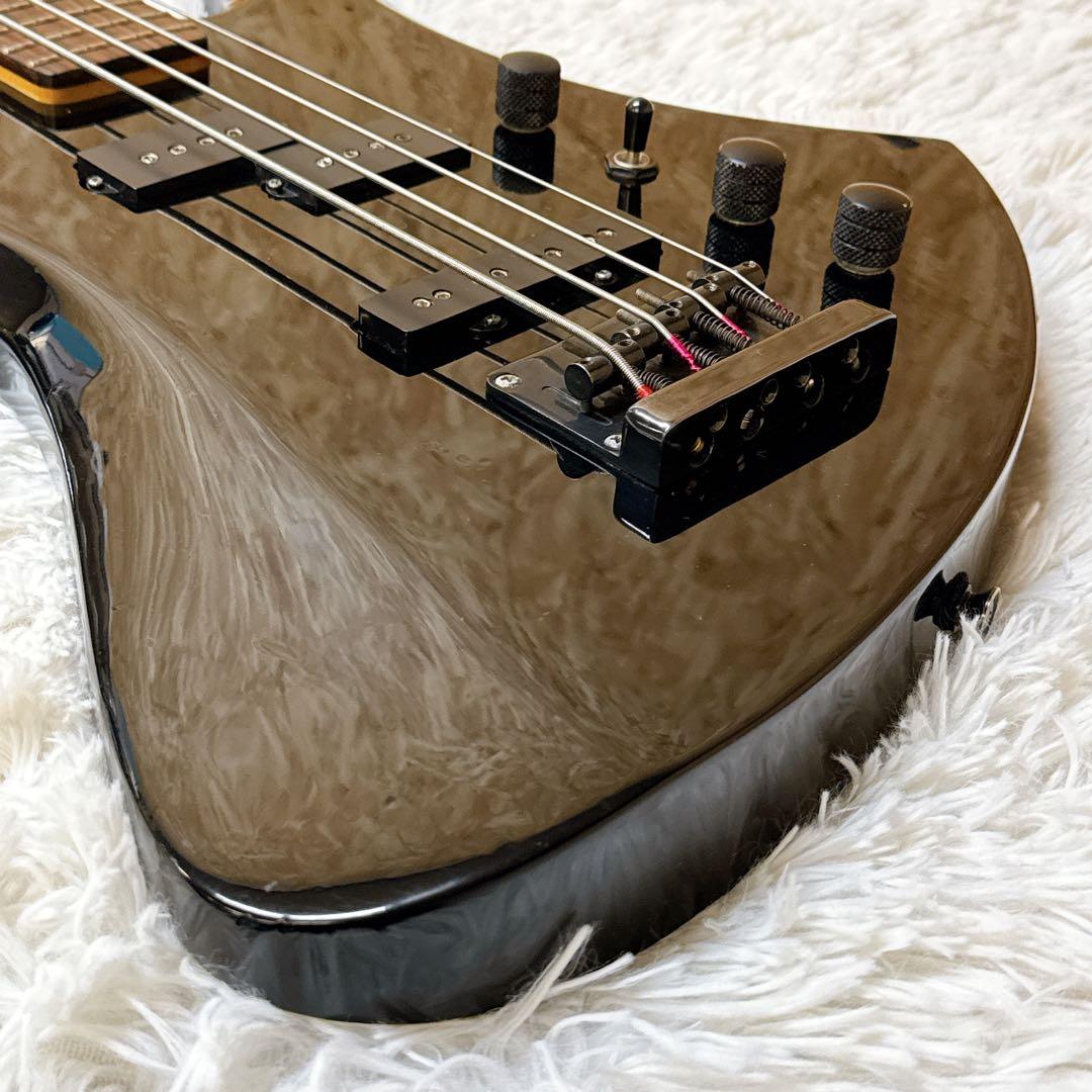 B.C.Rich モッキンバードベース LA California U.S.A