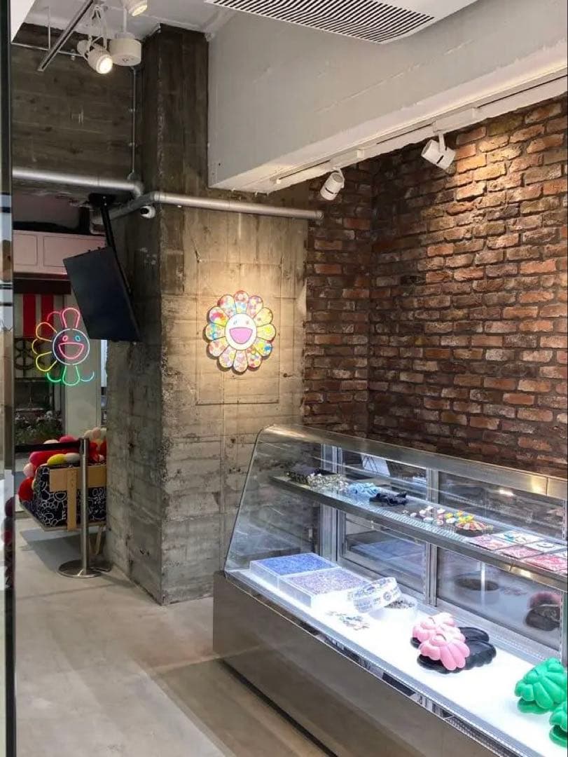 【新品未開封】村上隆Yonaguni50cm➕ショッパー