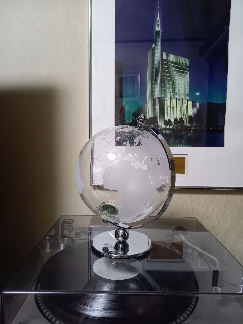 スペースエイジ　キネティック　スプートニク　クリスタル　メタルアート　グローブ