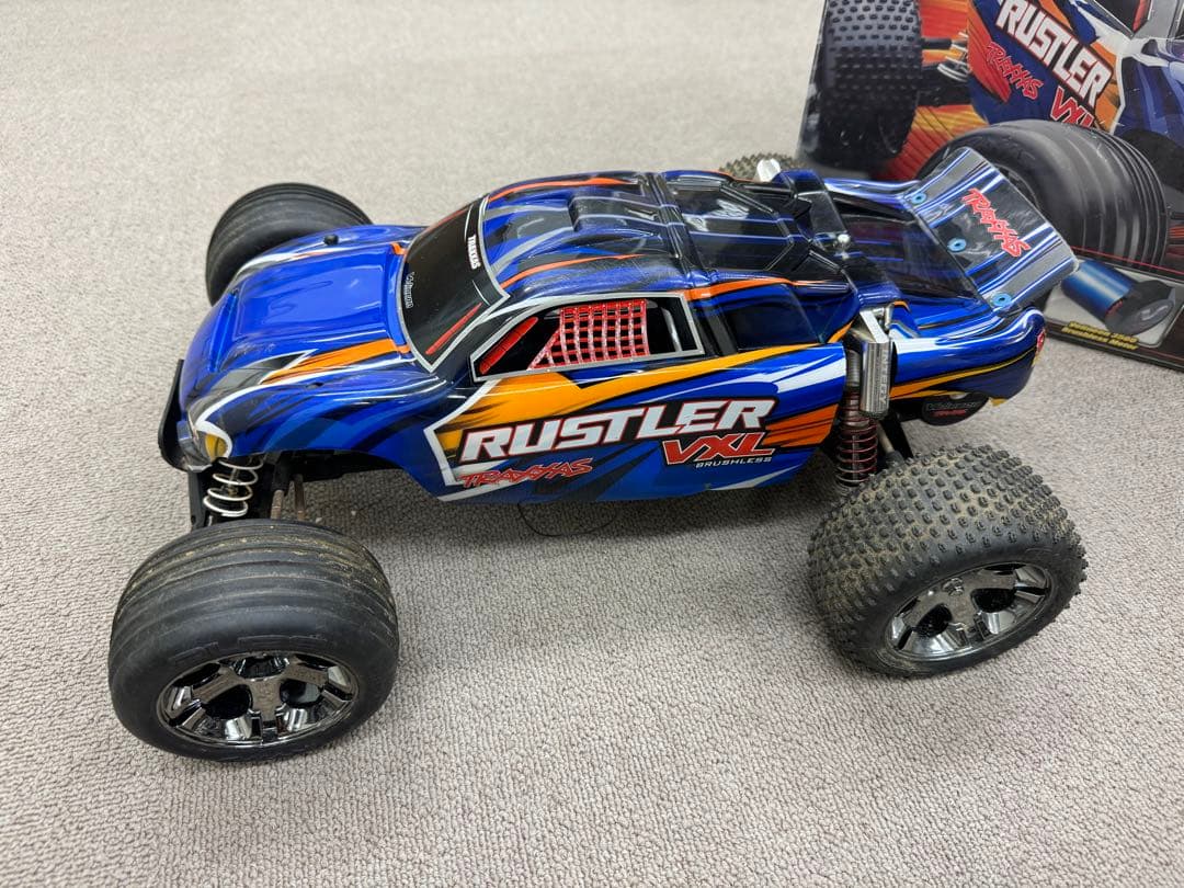traxxasトラクサスRUSTLERvxlブラシレス2台パーツ多数アルミパーツ