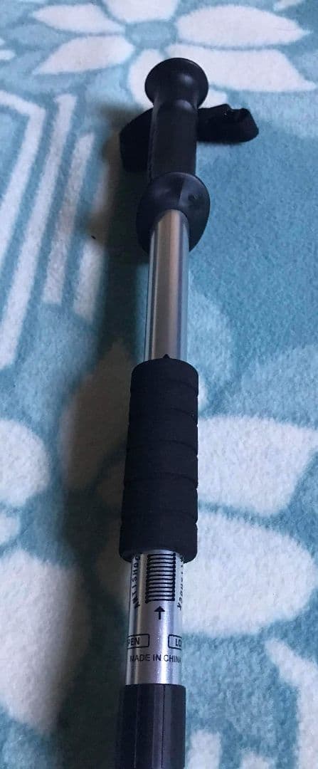 スキーステイック、山登る用な物です。