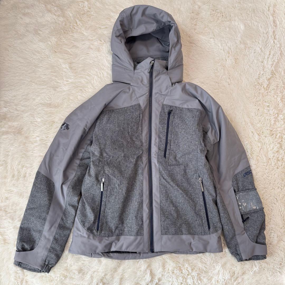 極美品　デサント M スキーウェア　メンズ　男性