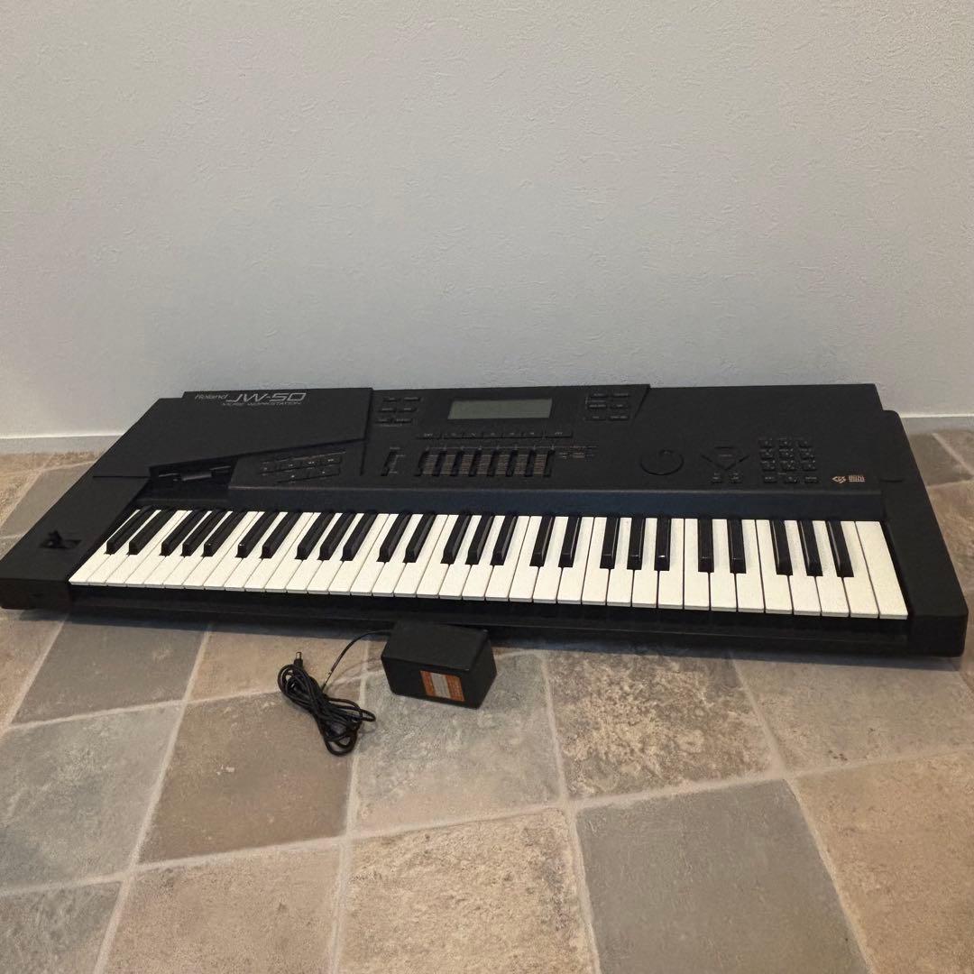 【美品】Roland シンセサイザー JW-50