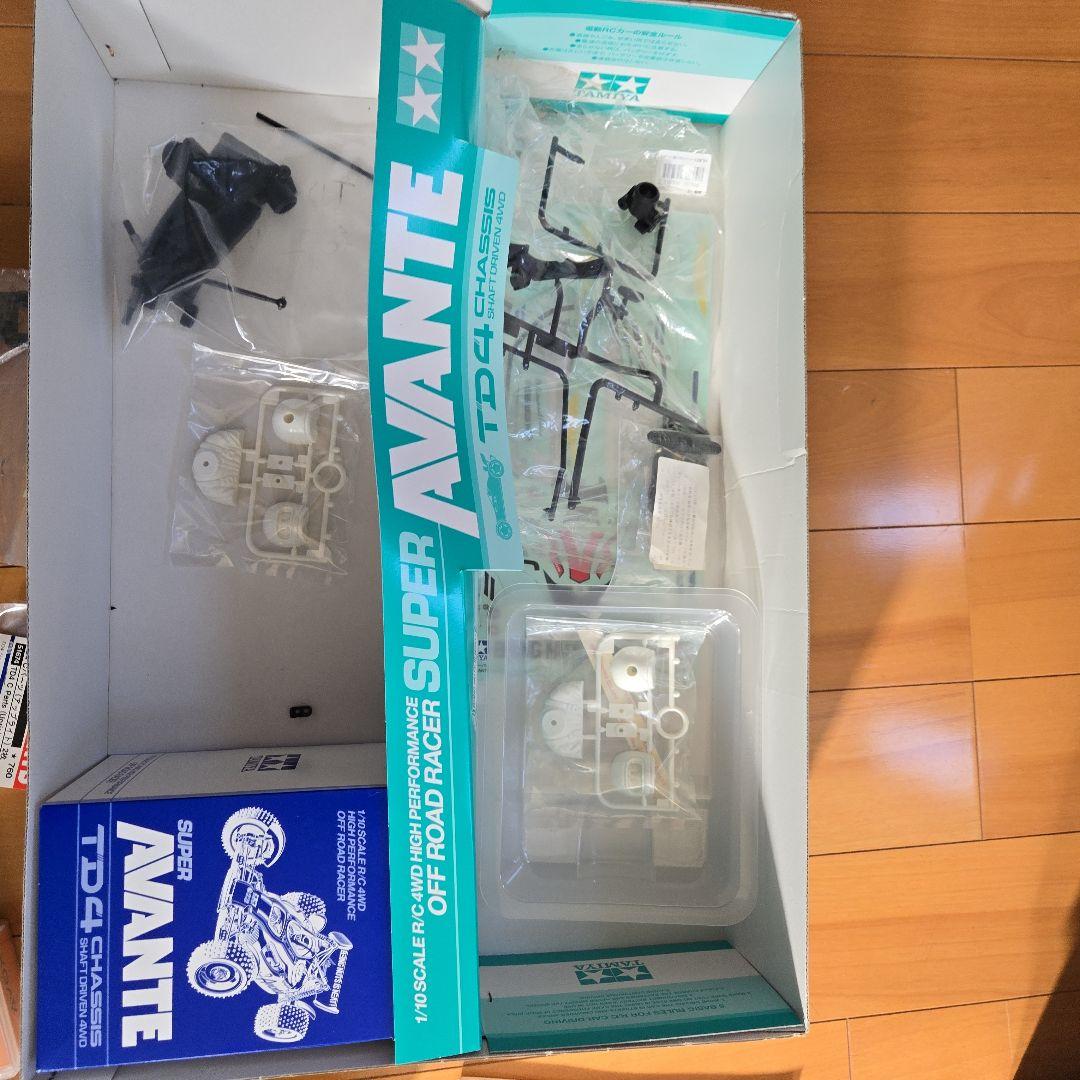 タミヤ1/10電動RC4WDレーシングバギー　スーパーアバンテ（TD4シャーシ）