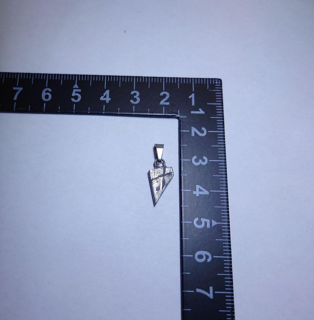 ギベオン隕石 ネックレス　鉄隕石