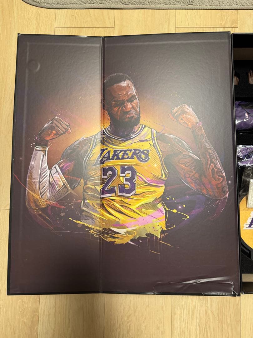 エンターベイ レブロン・ジェームズ　 フィギュア