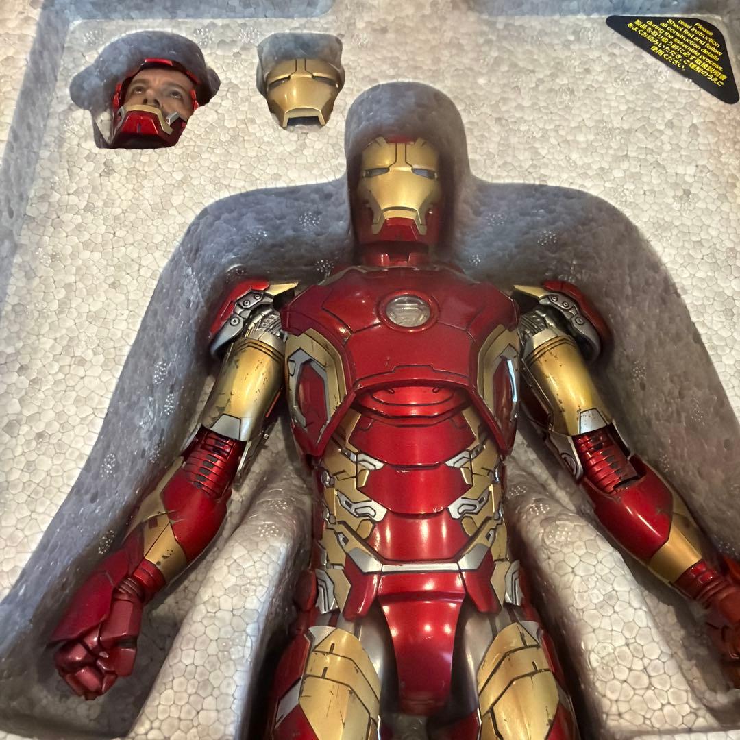 【美品】ホットトイズ アイアンマン マーク43（エイジ・オブ・ウルトロン）