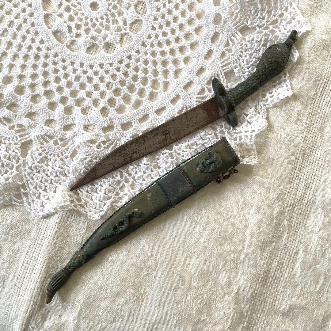 アンティーク　ペーパーナイフ　ナイフ　短剣　骨董　ギリシャ　錆　壁飾り
