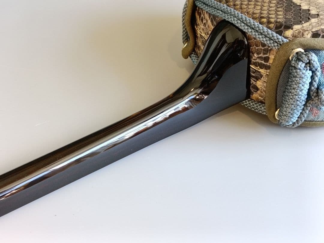 昭和の名工 佐久本盛信作 西平開鐘写し 八重山黒木ウジラミ材 本革一枚張り胴