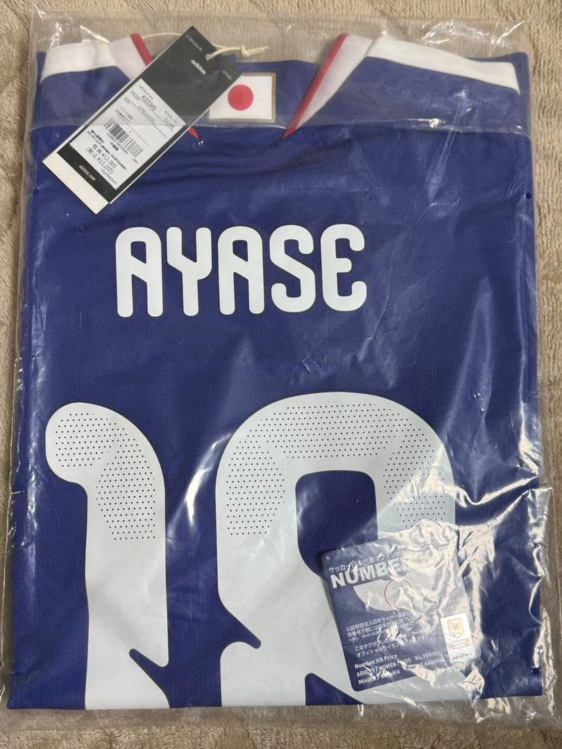 サッカー日本代表 2026 ホーム レプリカ ユニフォーム　上田綺世