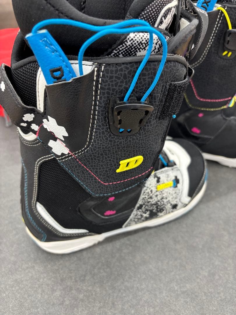 ✨美品✨DEELUXE スノボブーツ　ID CMYK 26.5cm