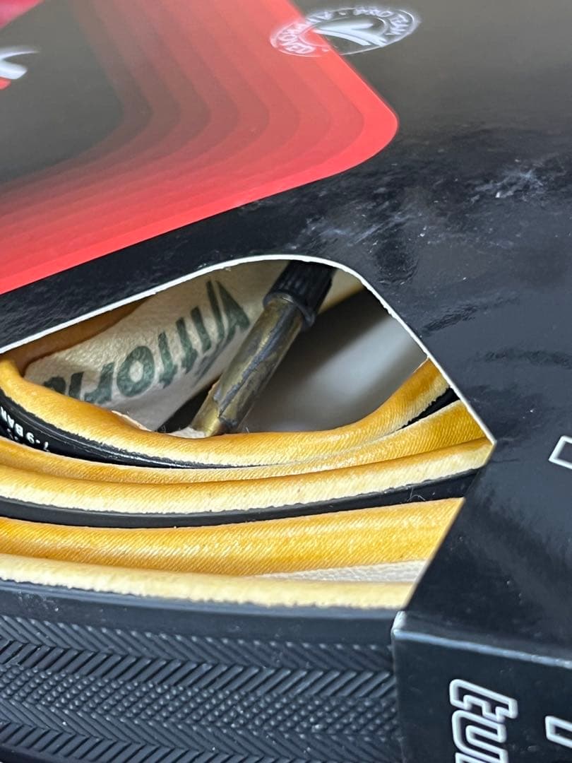 ゴ*リ様 Vittoria rally tubular 21-28Black/P