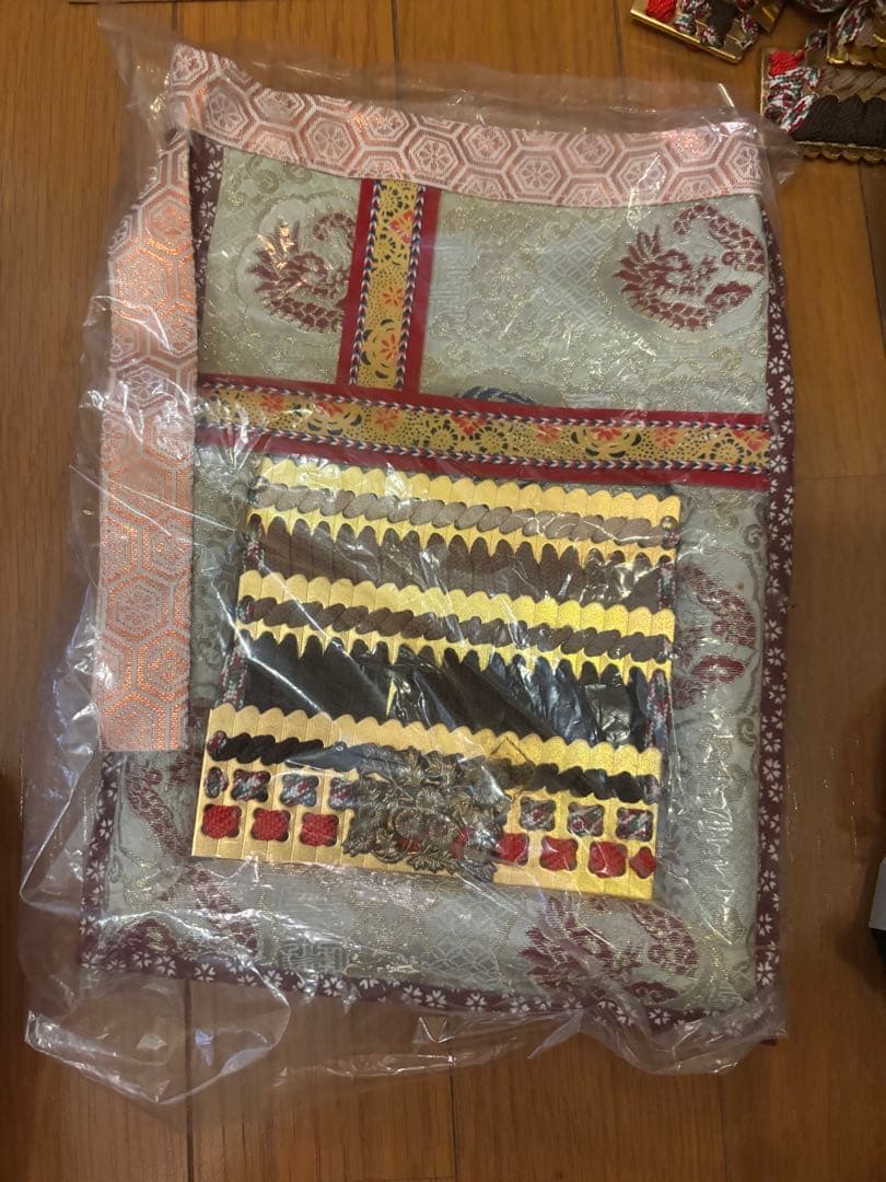 武士の鎧 伝統的な日本のモデル