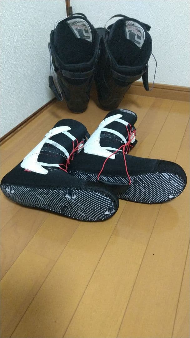 期間限定値下げ！DEELUXE ALPHA 27cm ブーツケース付き